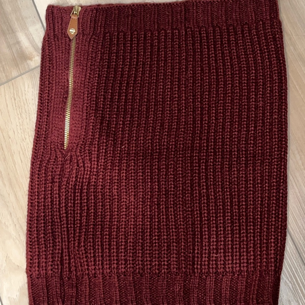 Michael Kors Infinity Scarf with zipper detail